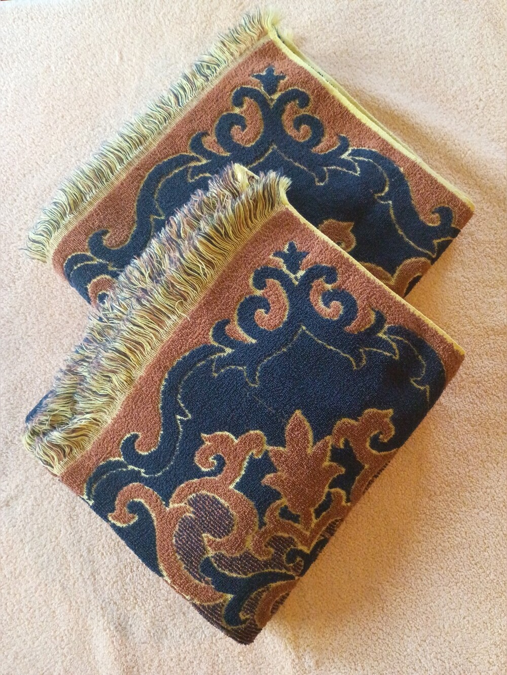 Pair= 2 Swanky Vintage Sears Dark Navy And Gold/Rust Fringed Woven Bath Towels